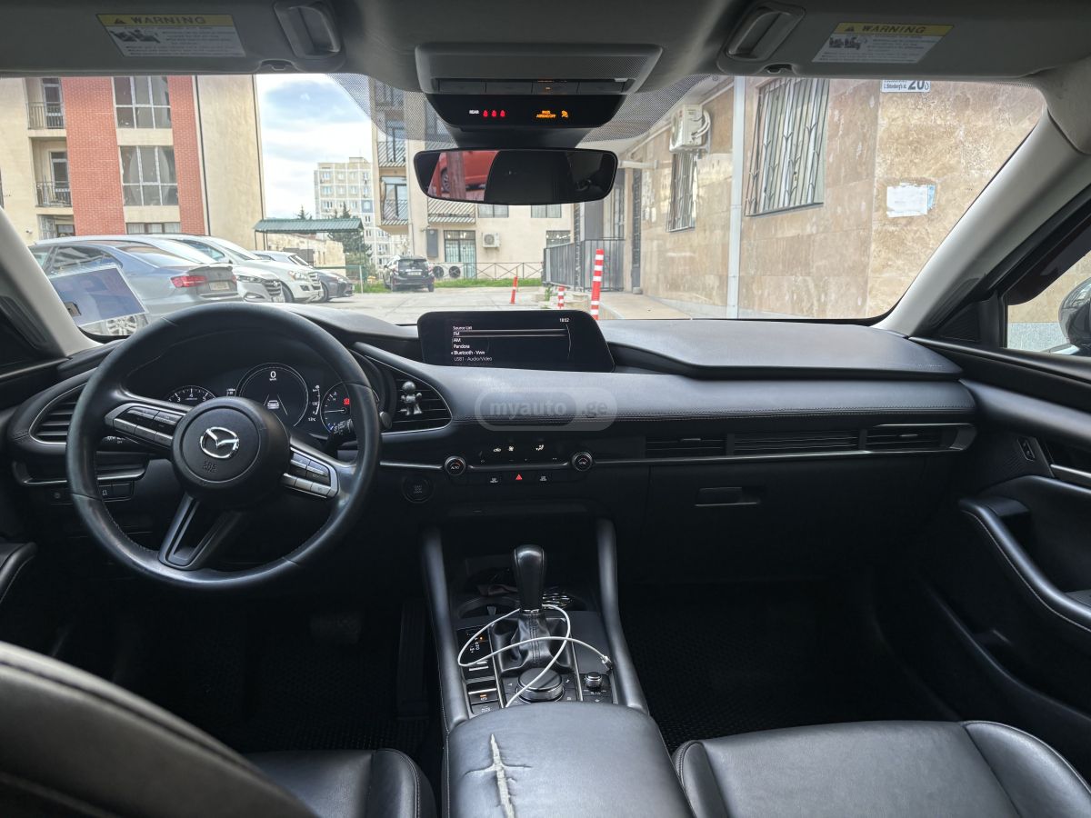 Mazda Mazda 3 - фото 7
