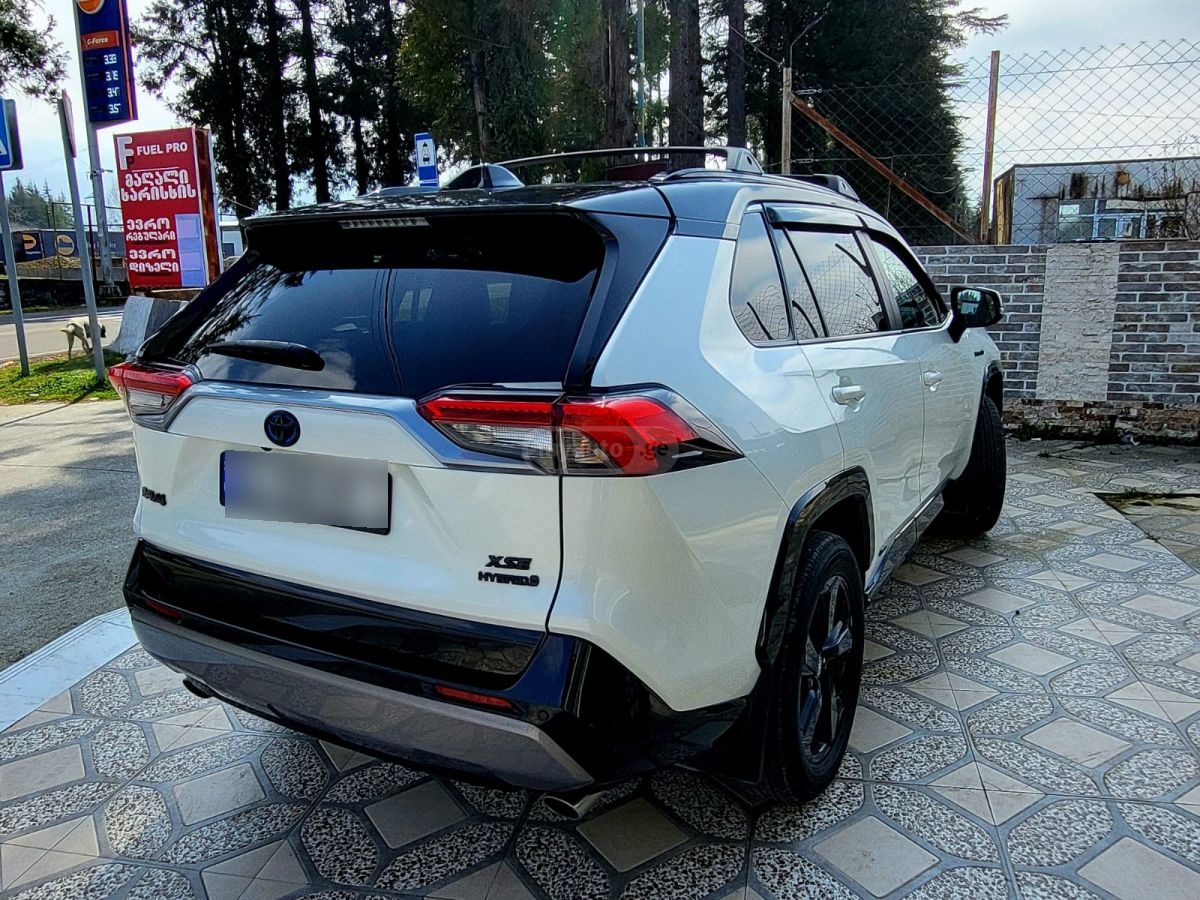 Toyota Rav 4 - фото 12