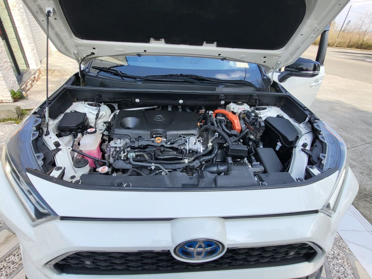 Toyota Rav 4 - фото 13