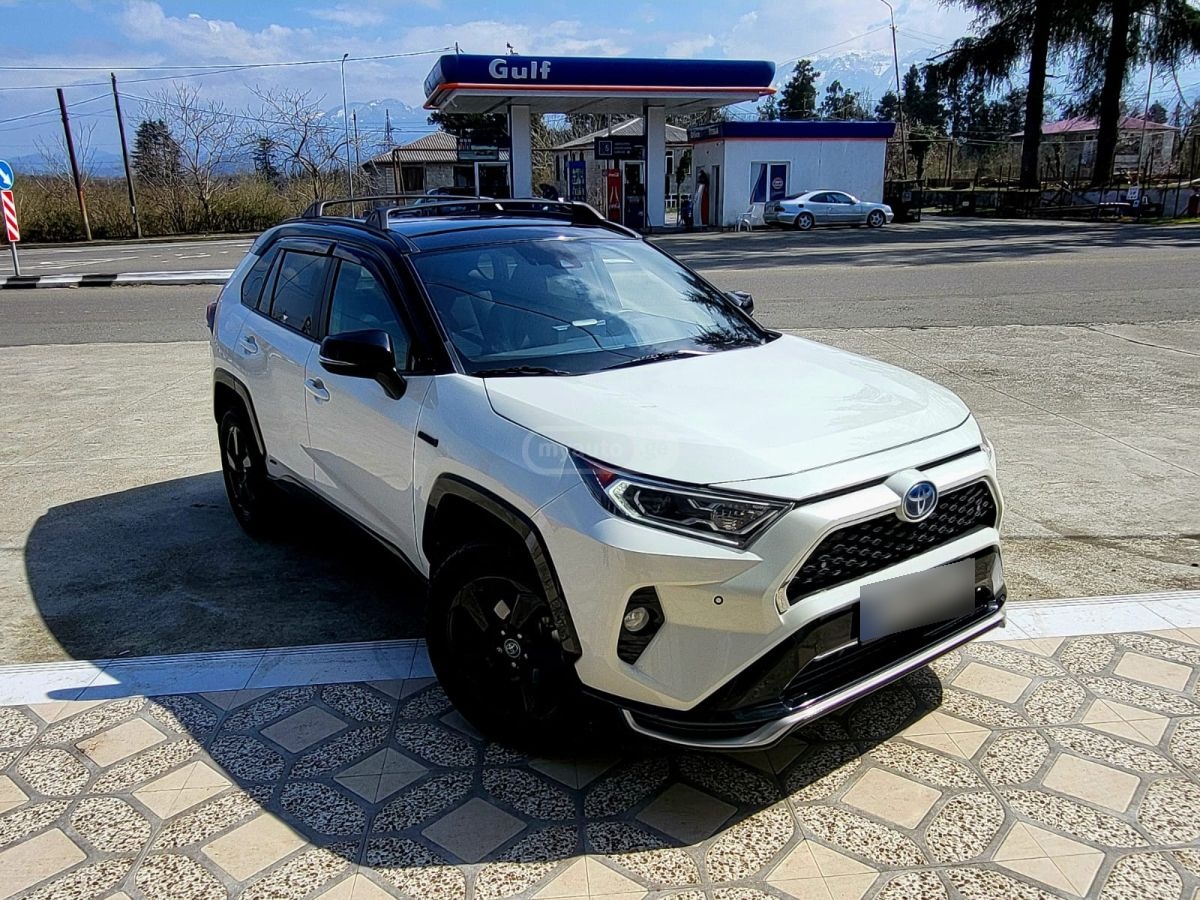 Toyota Rav 4 - фото 2