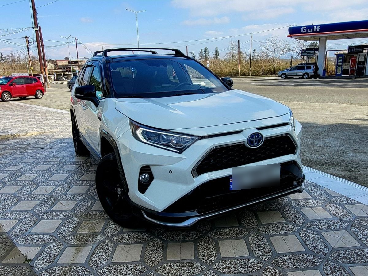 Toyota Rav 4 - фото 3