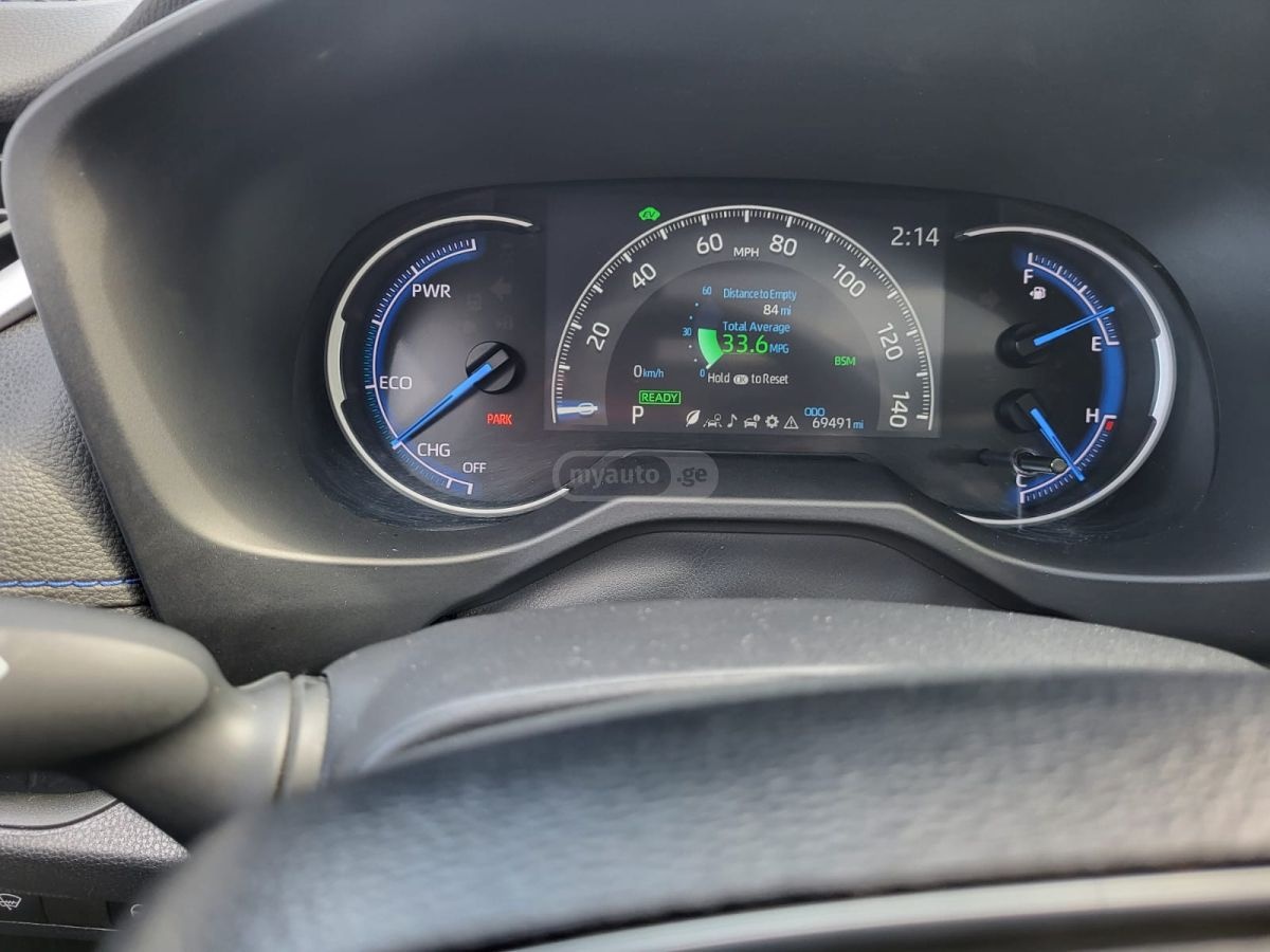 Toyota Rav 4 - фото 6