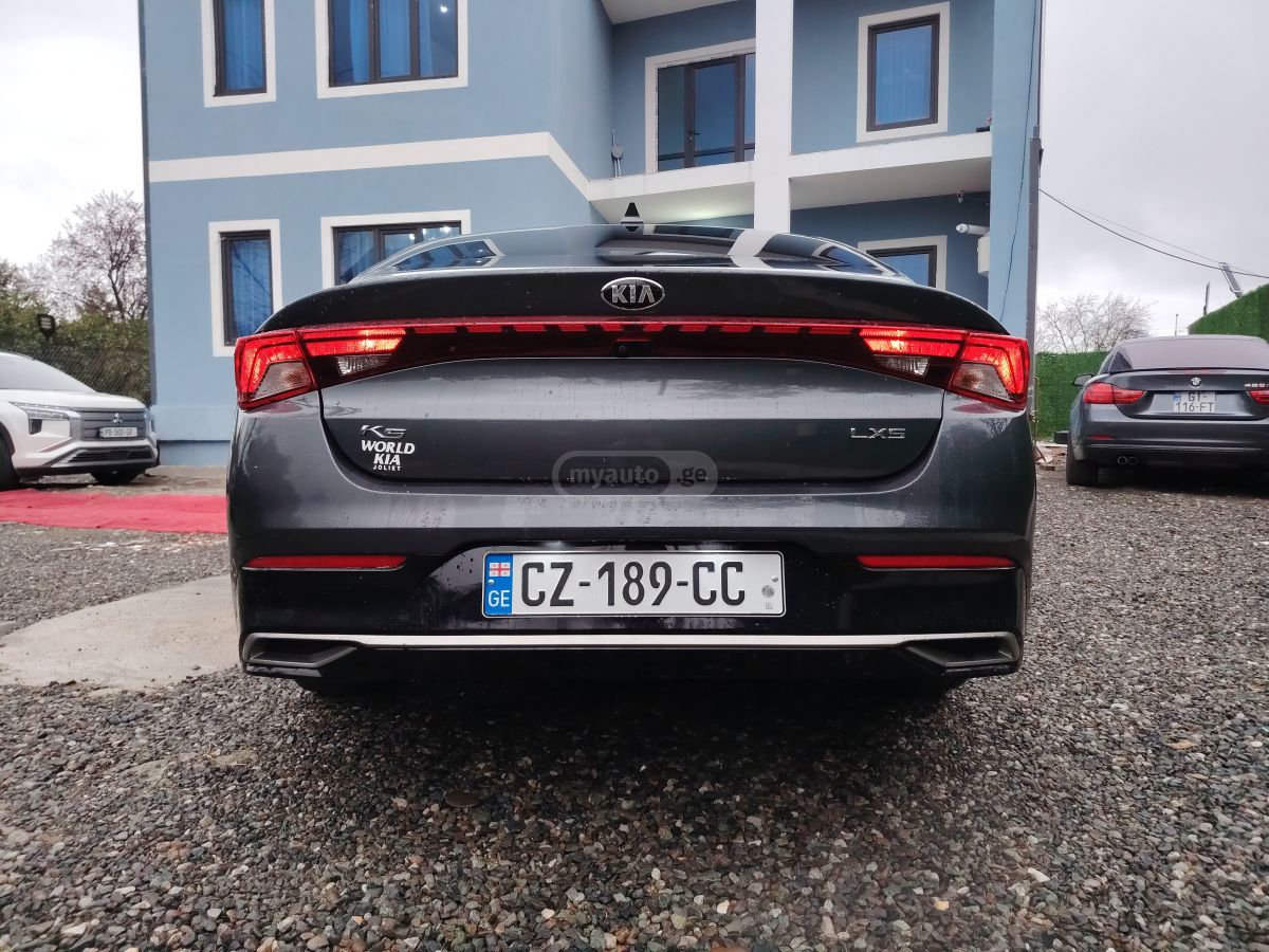 Kia K5 - фото 12