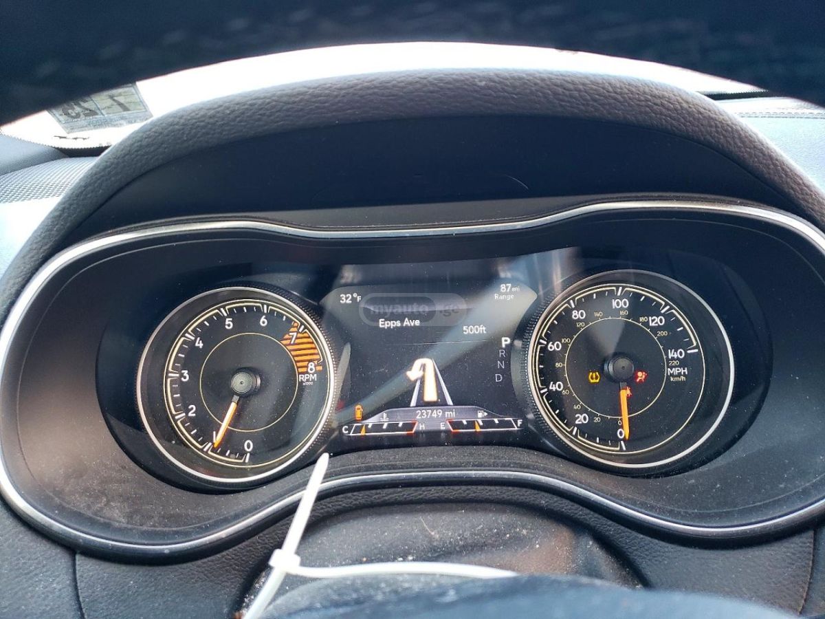 Jeep Limited 4dr 4x4 Automatic — миниатюра 9