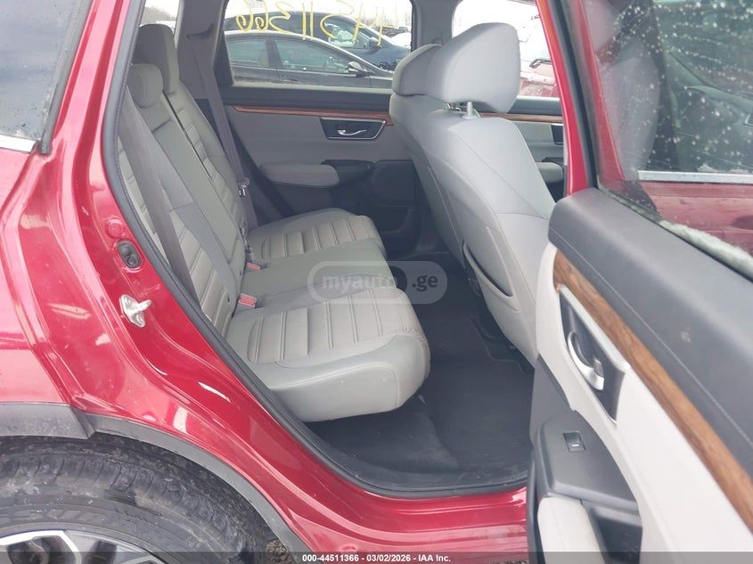 Honda CR-V - фото 8