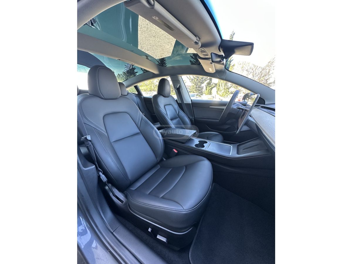 Tesla Model 3 - фото 9