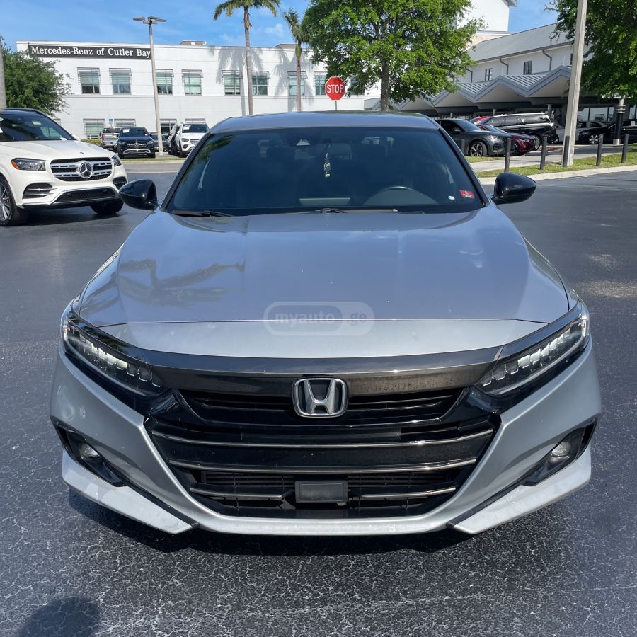 Honda Accord - фото 1