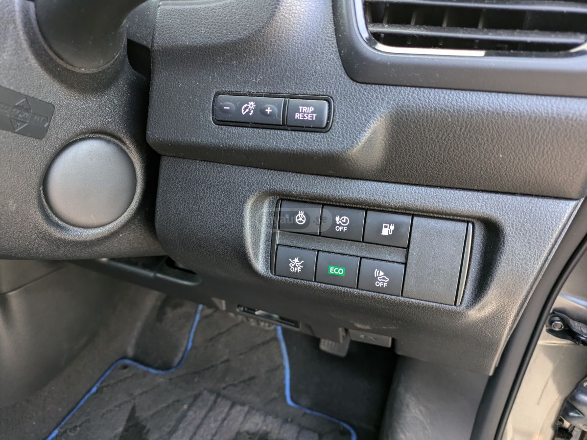 Nissan Leaf - фото 6