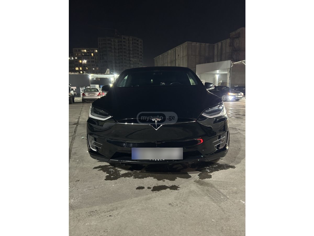 Tesla Model X - фото 3