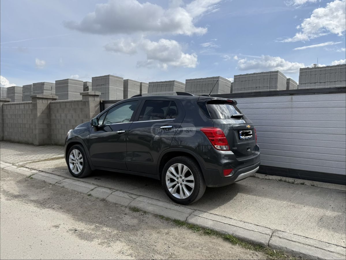 Chevrolet Trax - фото 2