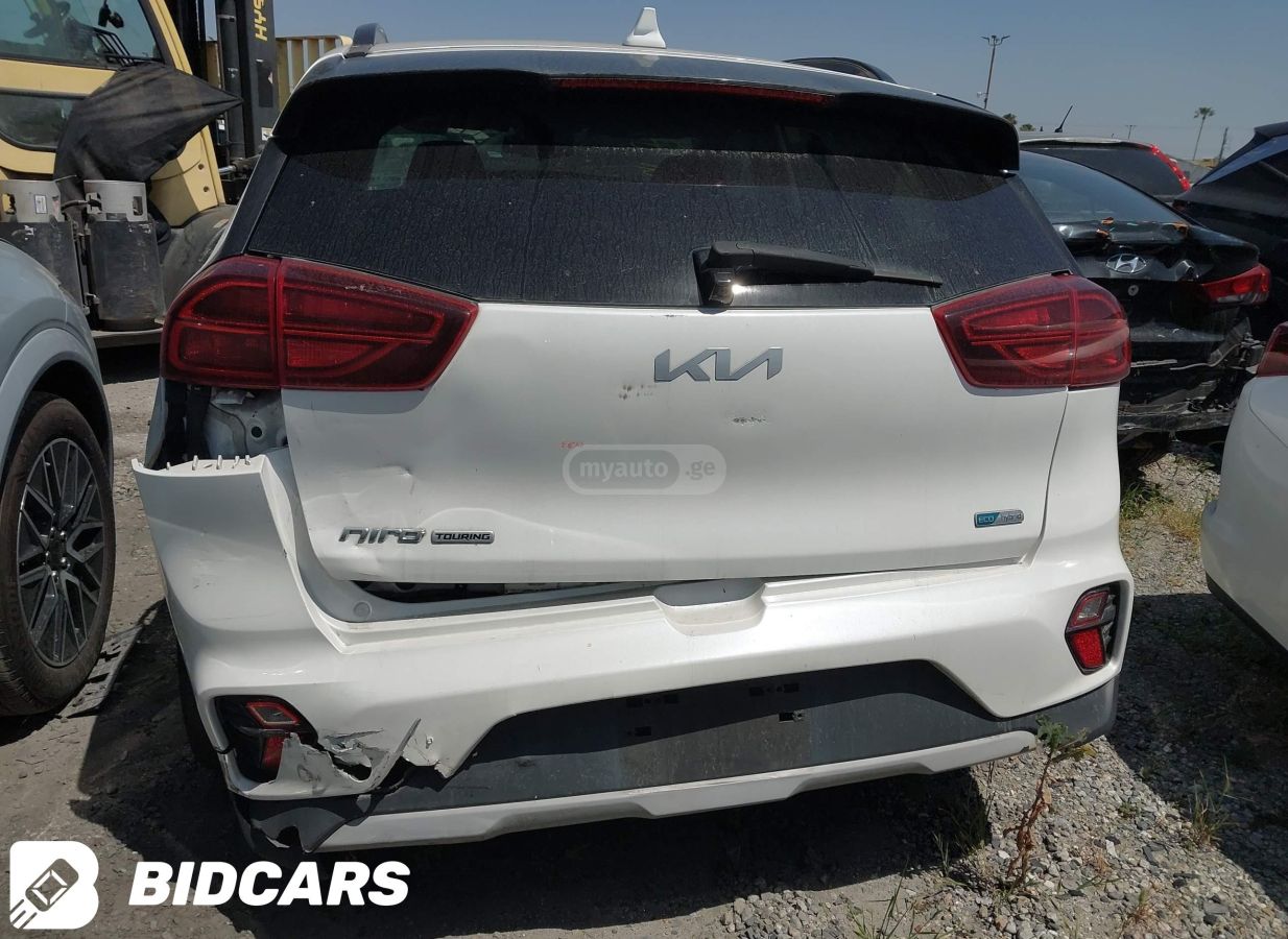 Kia Niro - фото 14