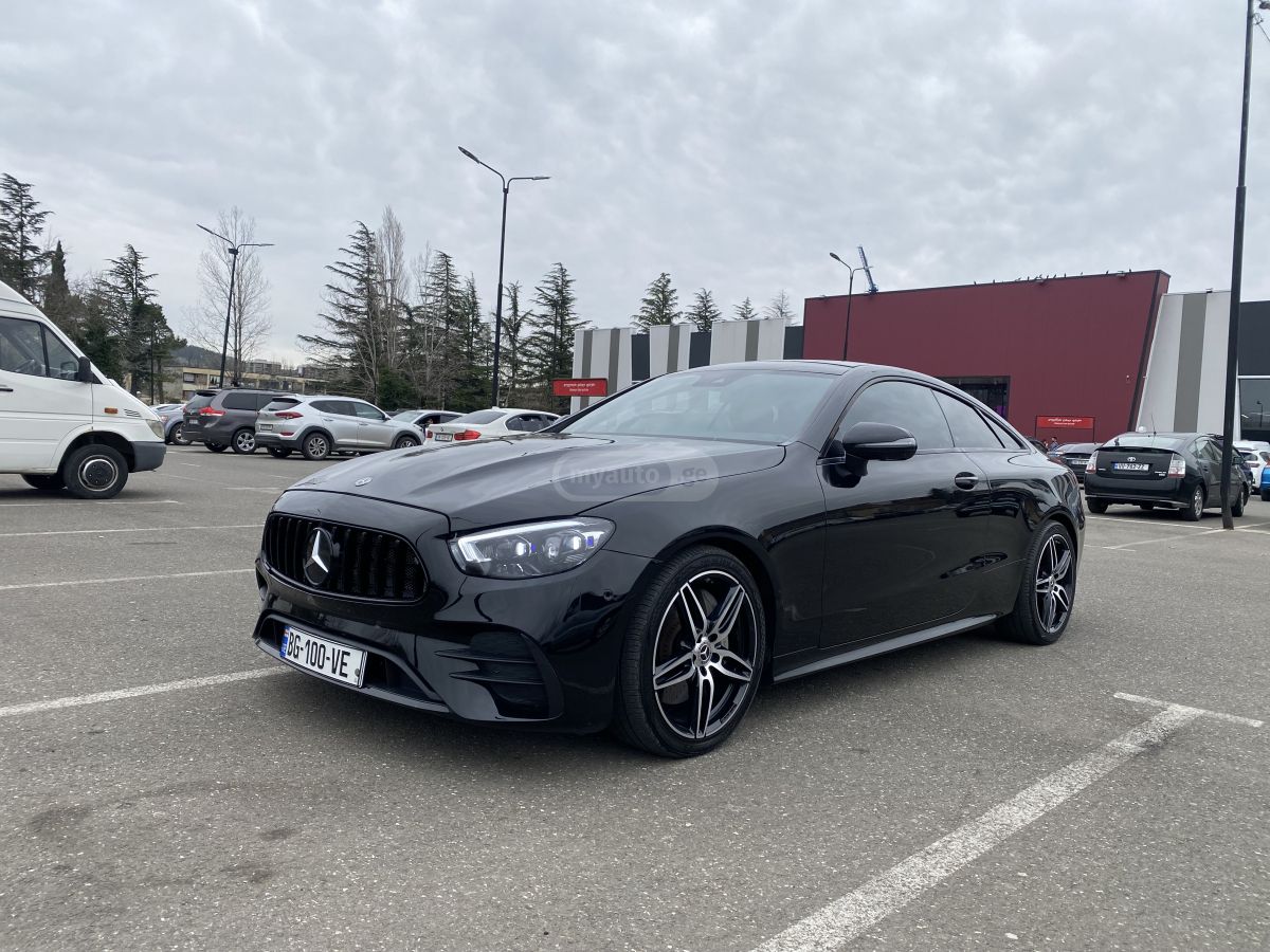 Mercedes-Benz E 450 - фото 1