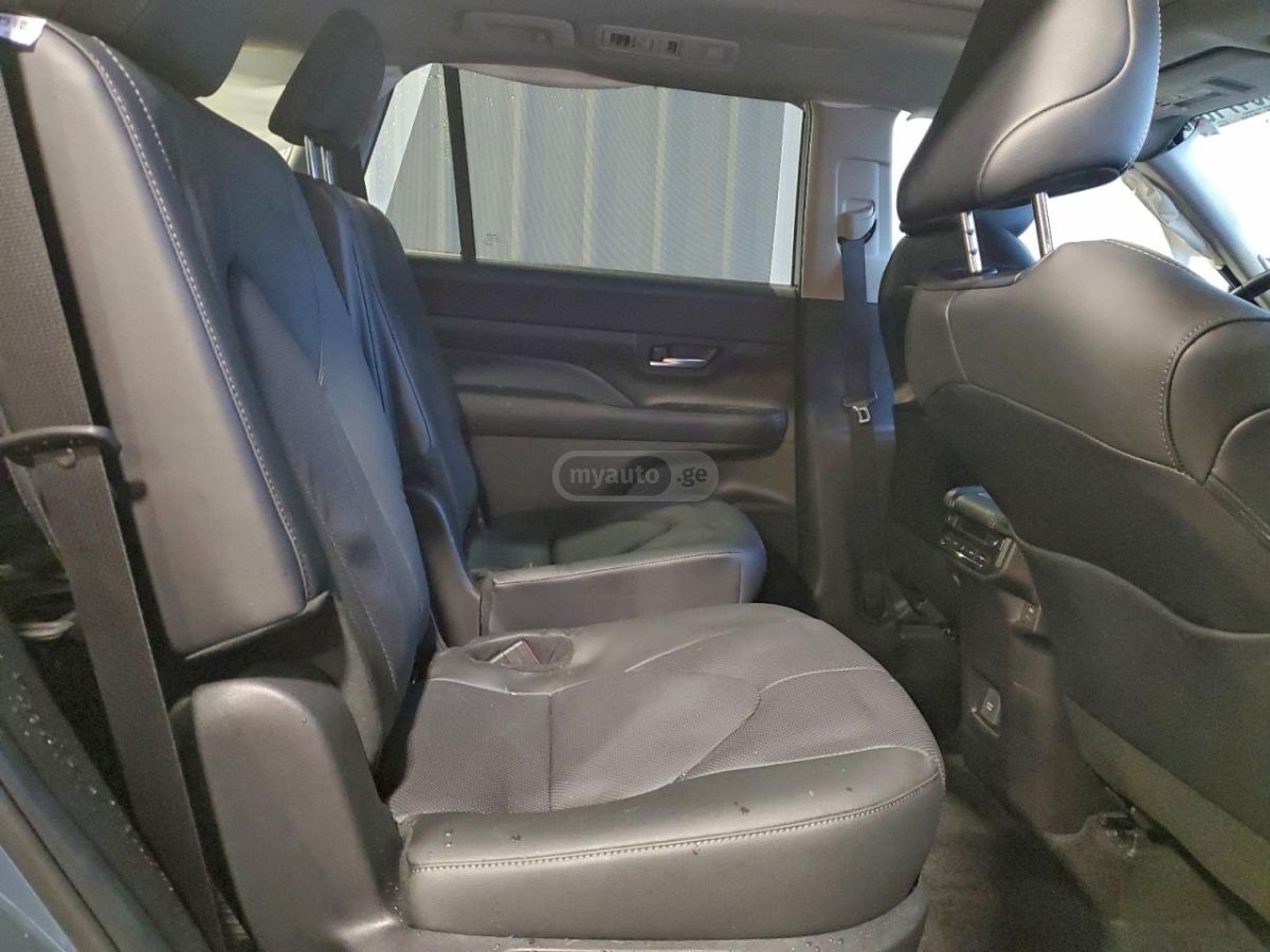 Toyota LIMITED — миниатюра 12