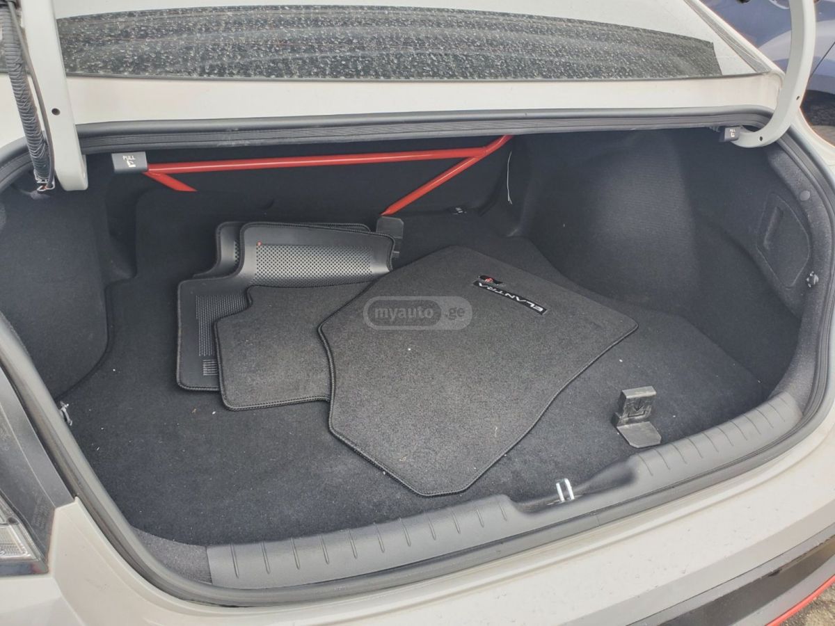 Hyundai Elantra N 2025 — миниатюра 10