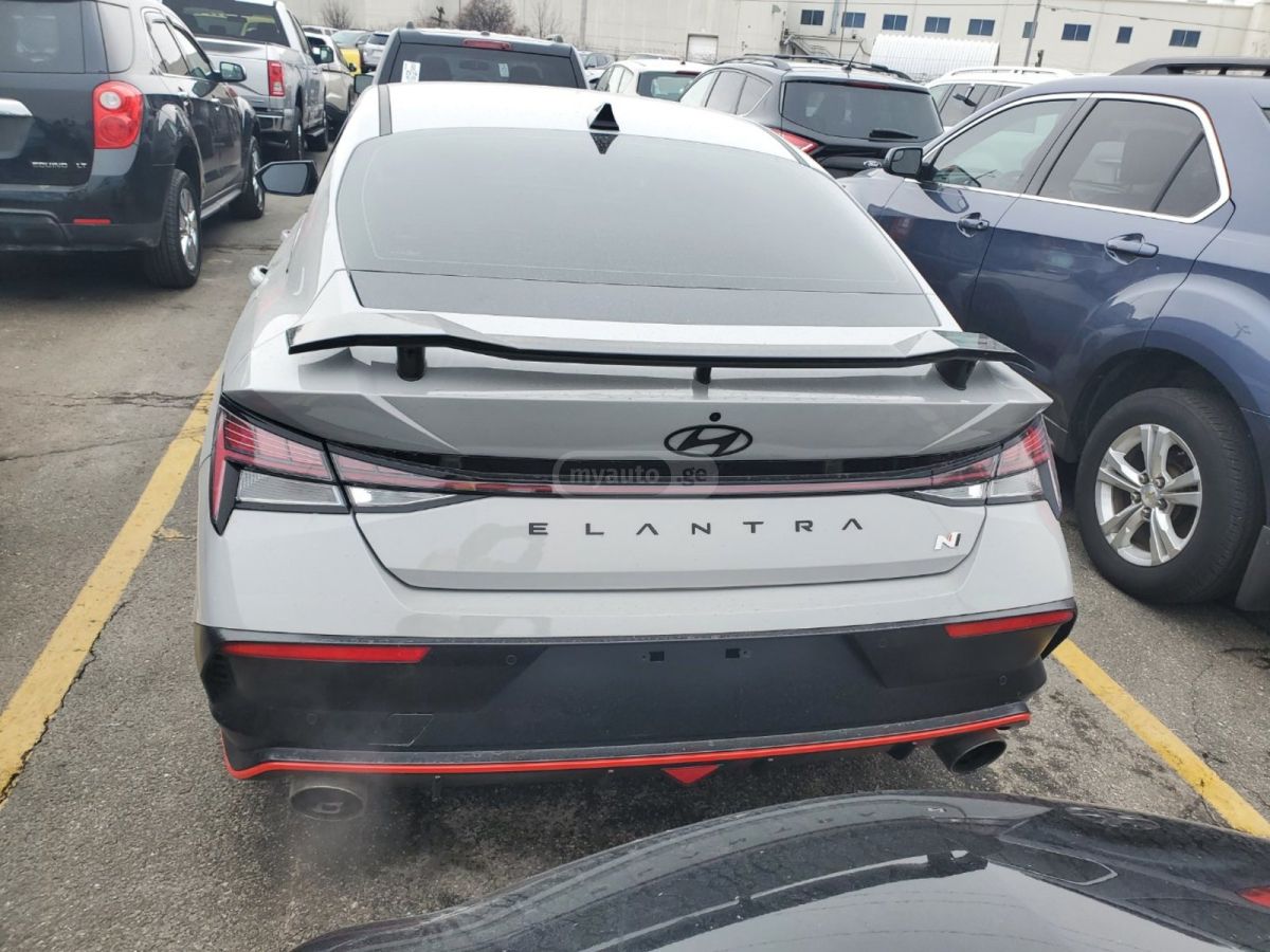 Hyundai Elantra N 2025 — миниатюра 9