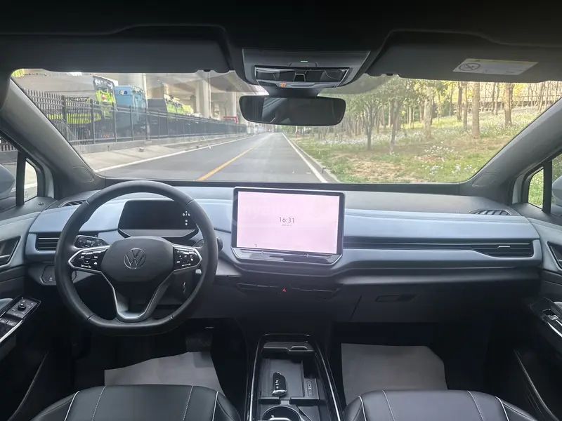 Volkswagen ID 4 2025 — миниатюра 6