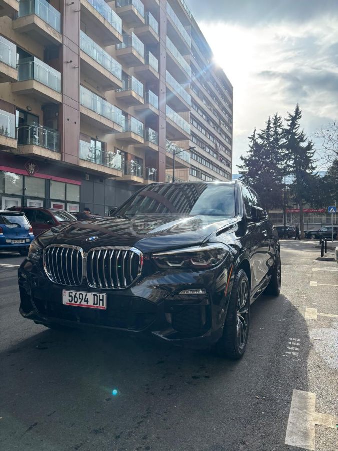 BMW X5 - фото 2
