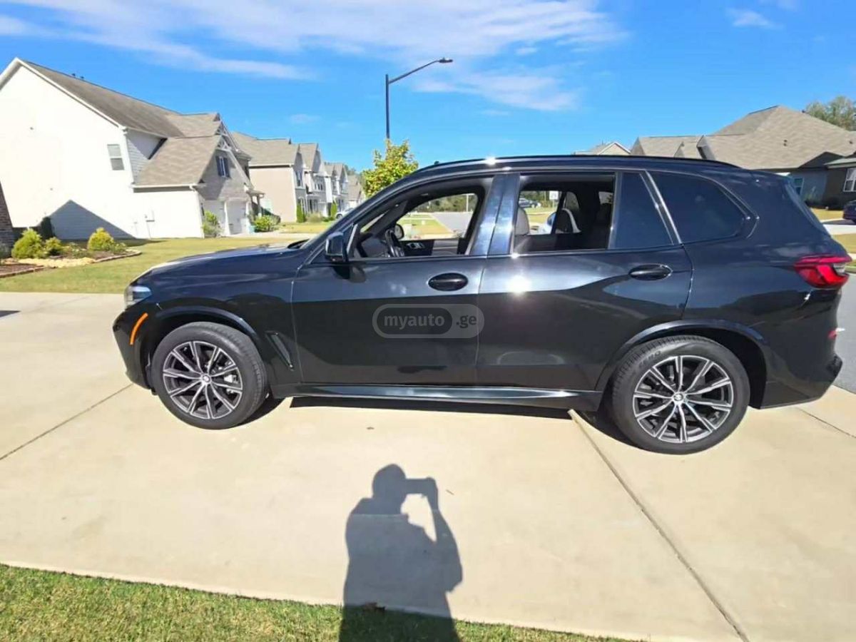 BMW X5 - фото 7