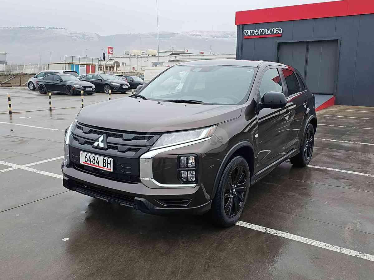 Mitsubishi Mitsubishi Outlander Sport — миниатюра 1