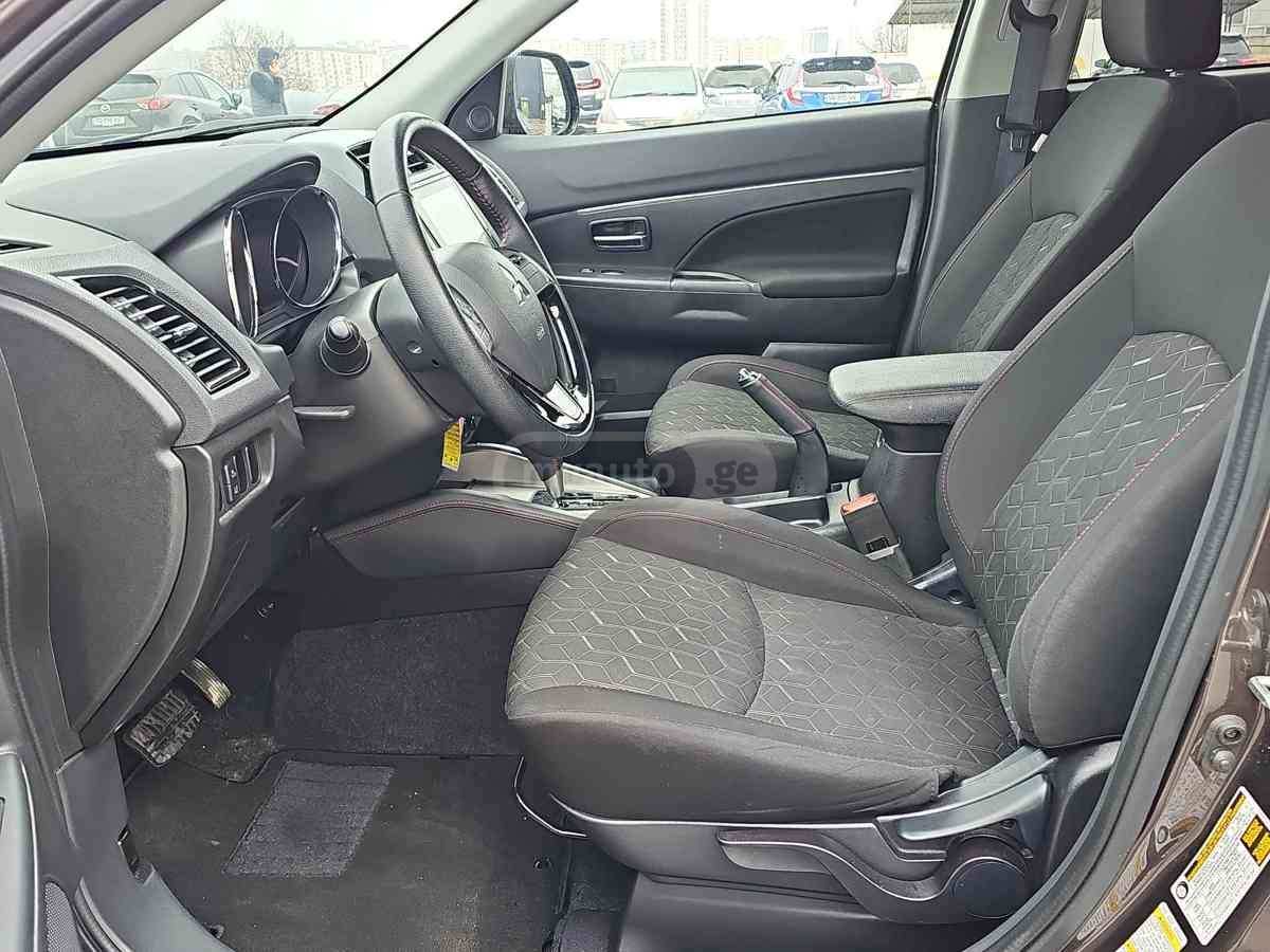 Mitsubishi Mitsubishi Outlander Sport — миниатюра 9