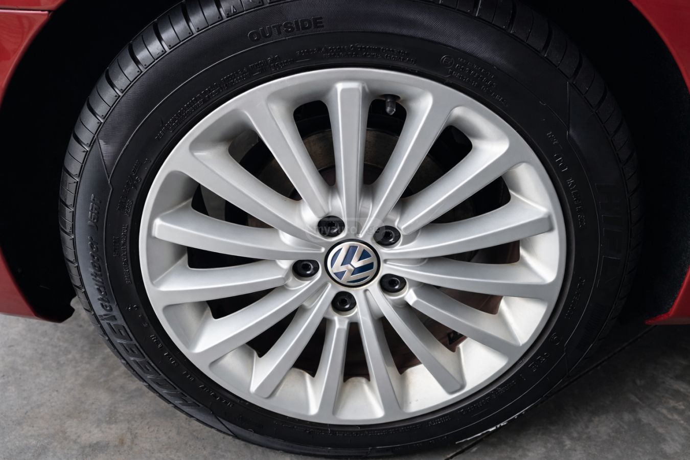 Volkswagen Passat - фото 6