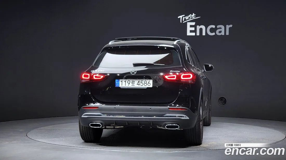 Mercedes-Benz GLA 45 AMG 2022 — миниатюра 4