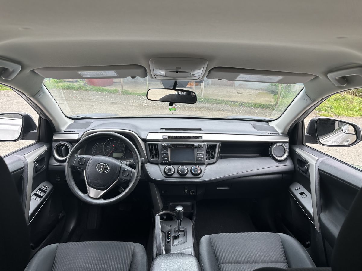 Toyota RAV 4 - фото 10