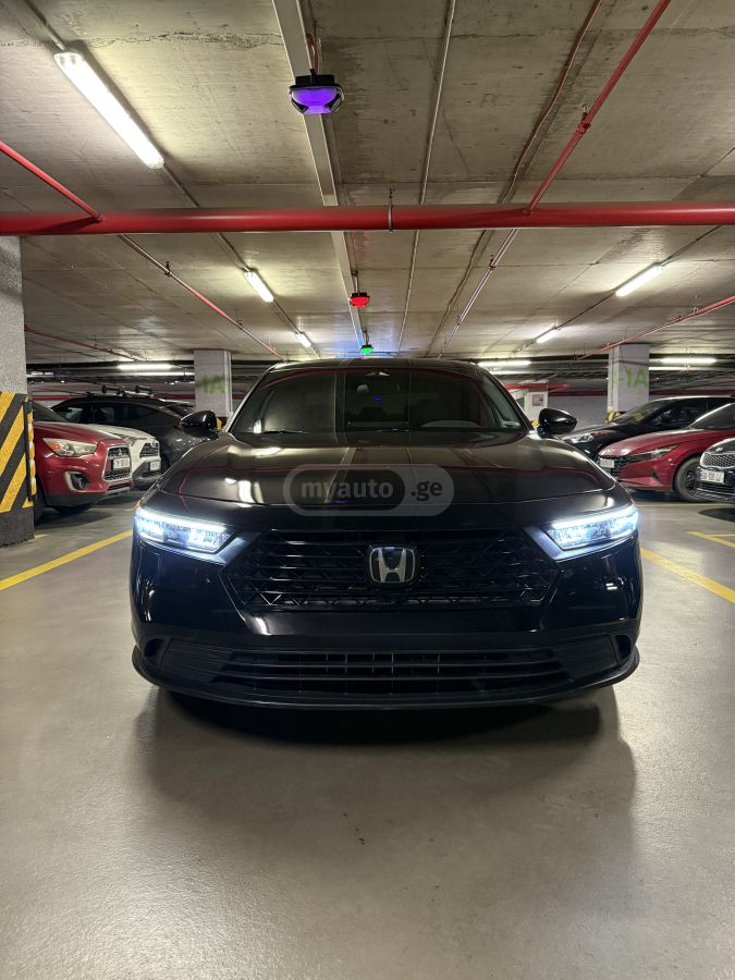 Honda Accord - фото 1