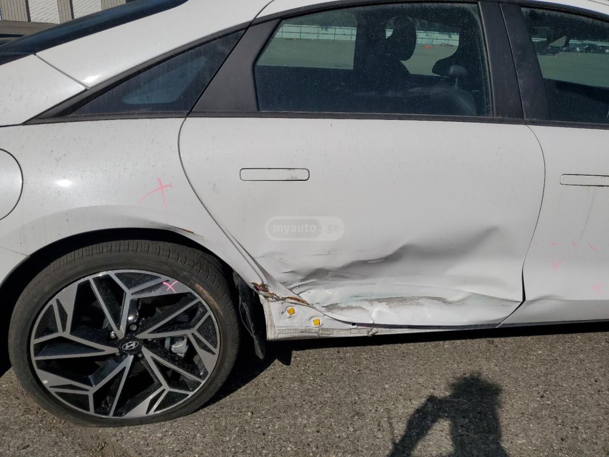 Hyundai Ioniq 6 SEL All Wheel Drive Automatic 2023 — миниатюра 10