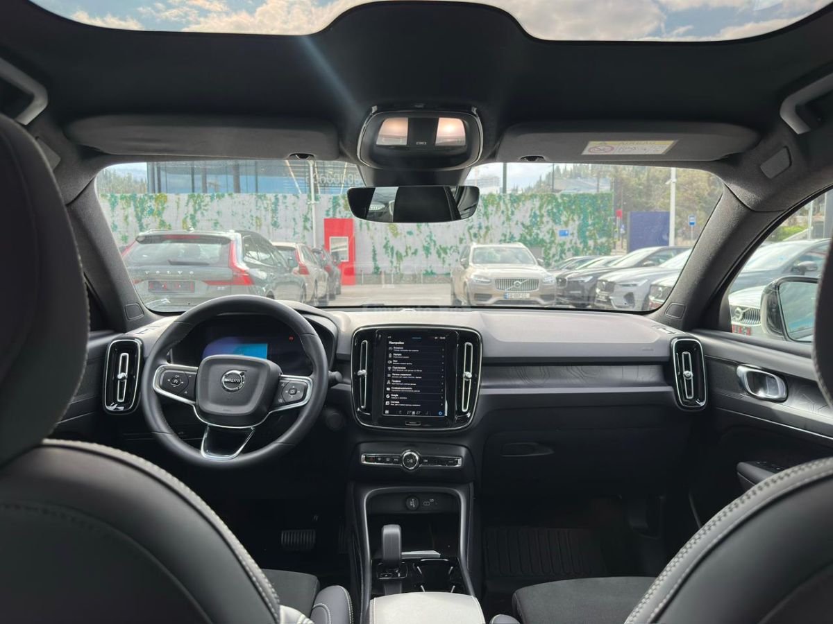 Volvo EC40 - фото 3