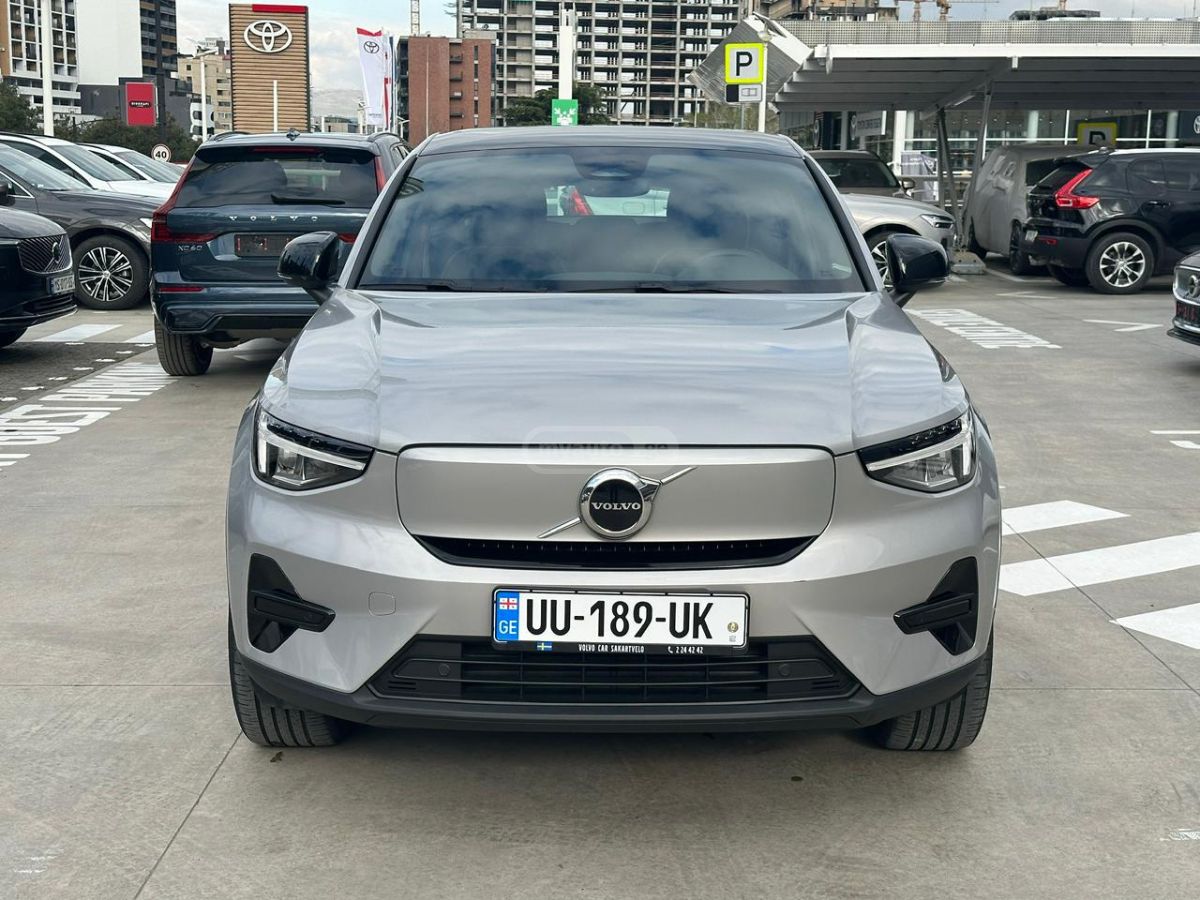 Volvo EC40 - фото 9