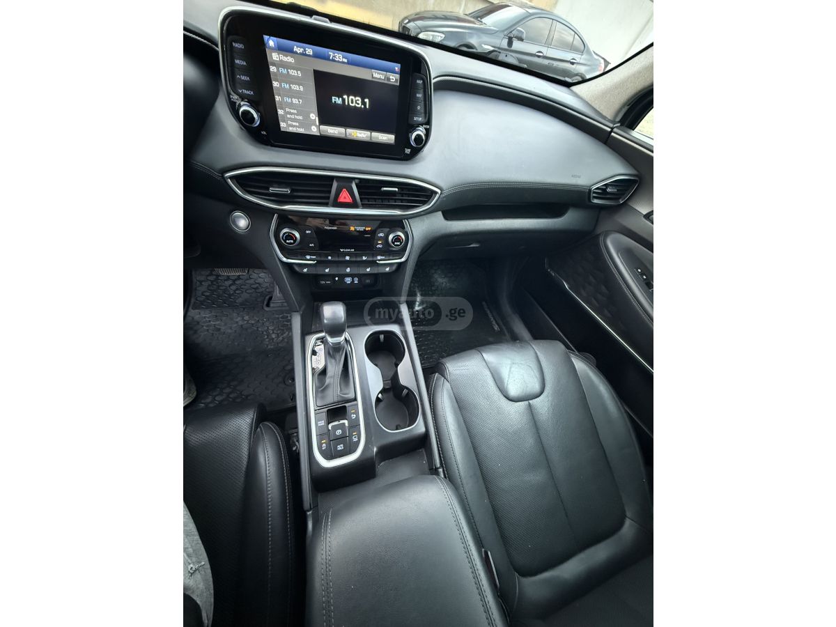 Hyundai Santa Fe - фото 8