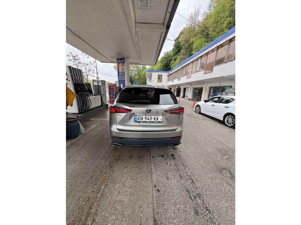 Lexus NX 300 - фото 3