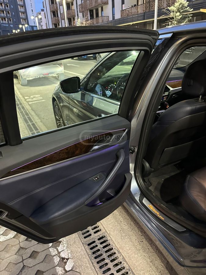 BMW 530 - фото 13