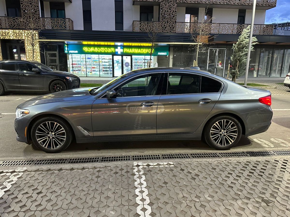 BMW 530 - фото 2