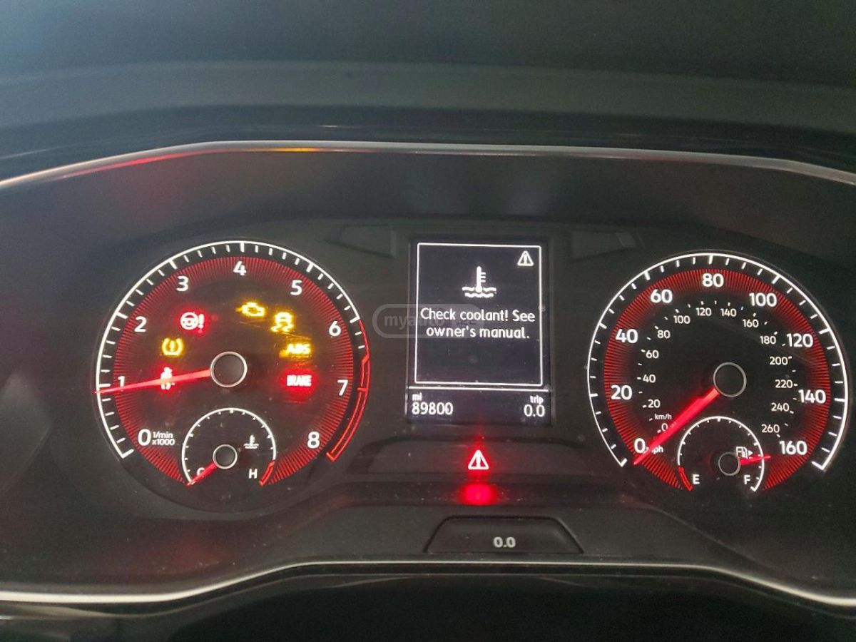 Volkswagen Jetta - фото 10