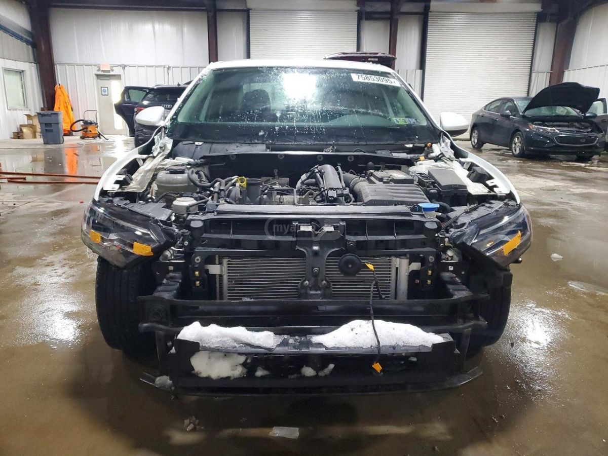 Volkswagen Jetta - фото 6