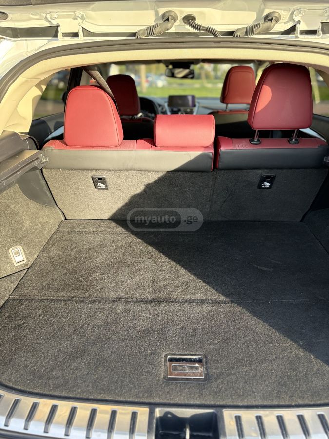 Lexus NX 300 - фото 11