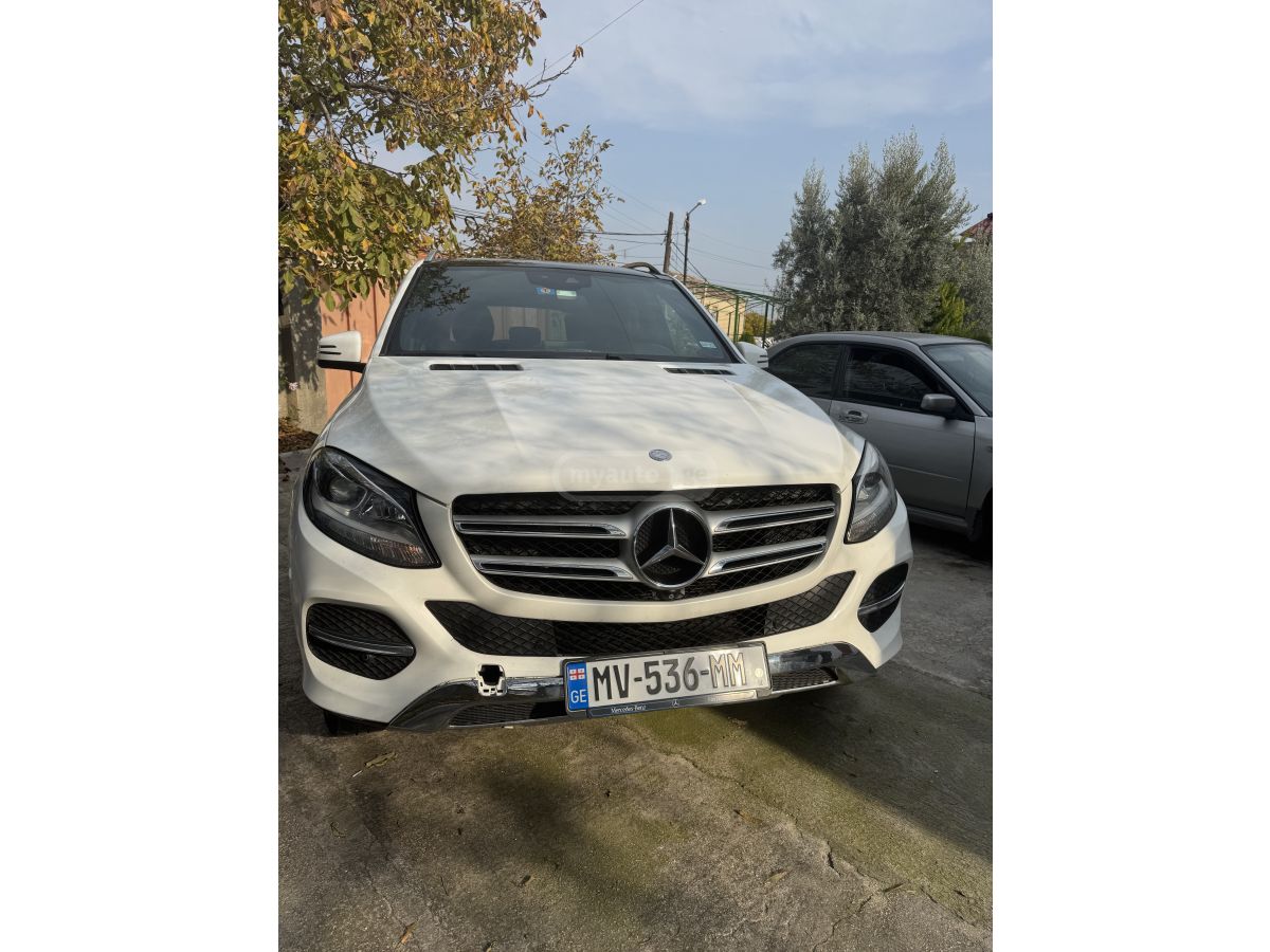 Mercedes-Benz GLE 350 - фото 1