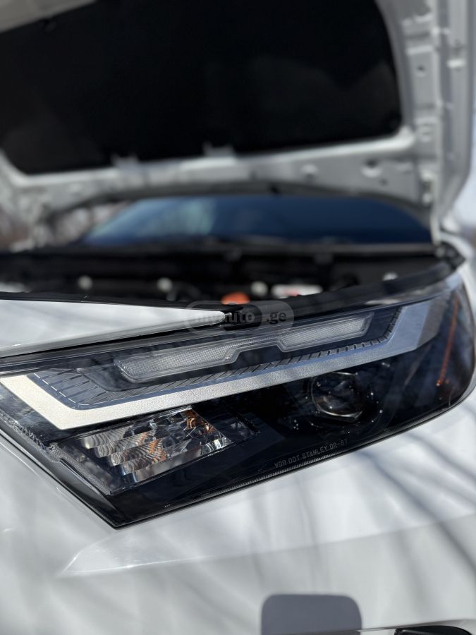 Toyota XLE 4dr All Wheel Drive Automa — миниатюра 12