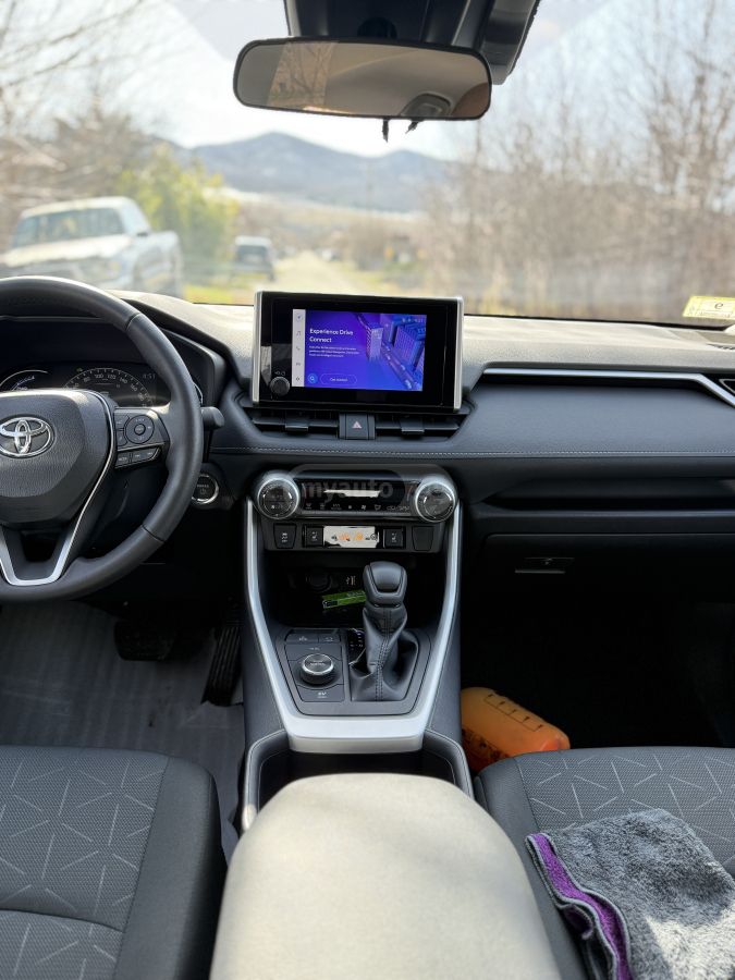 Toyota XLE 4dr All Wheel Drive Automa — миниатюра 3