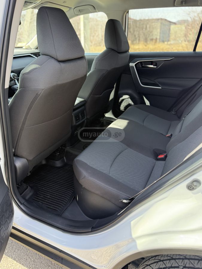 Toyota XLE 4dr All Wheel Drive Automa — миниатюра 7