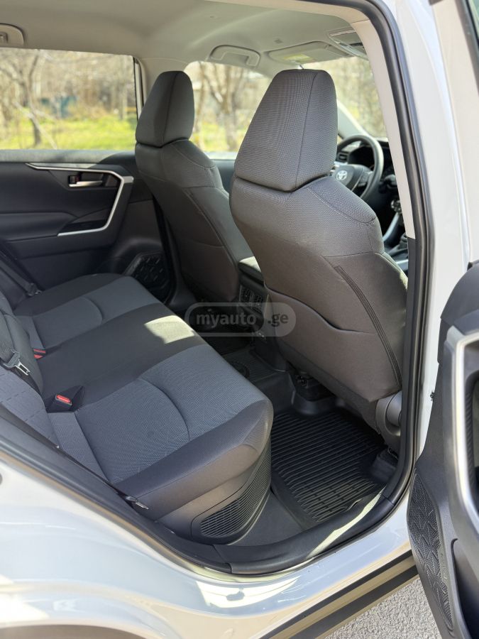 Toyota XLE 4dr All Wheel Drive Automa — миниатюра 8