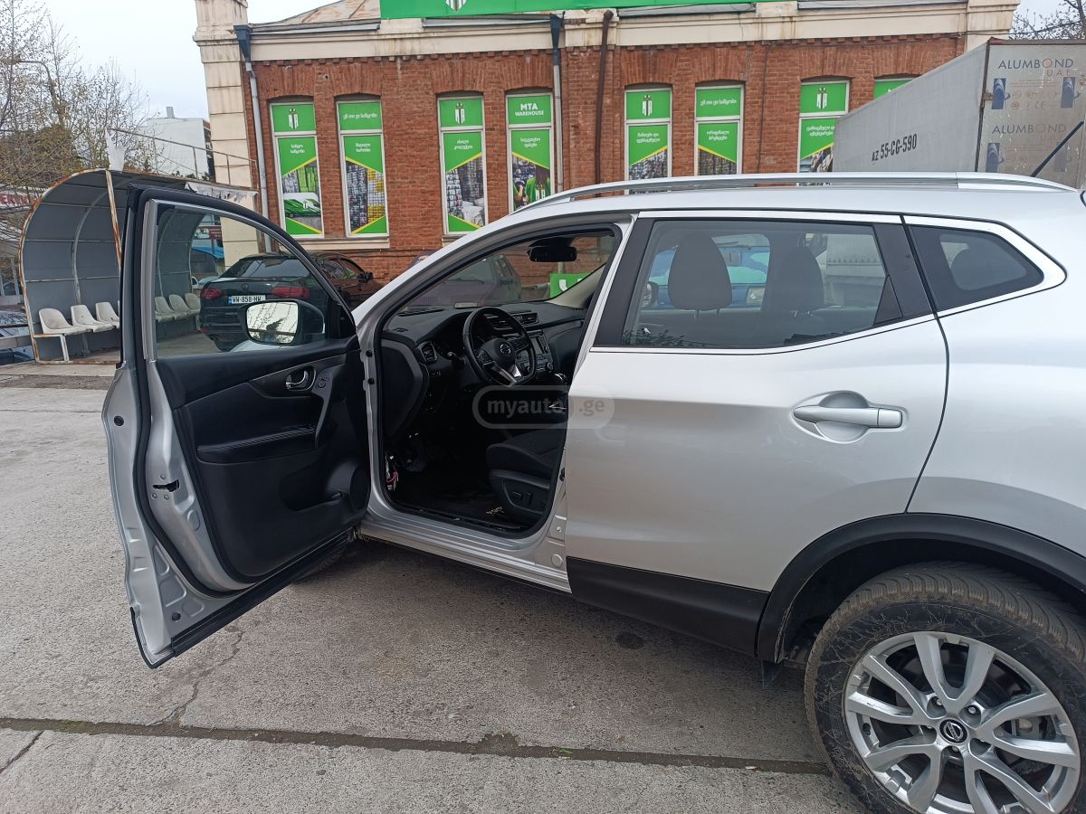 Nissan Rogue Sport - фото 6