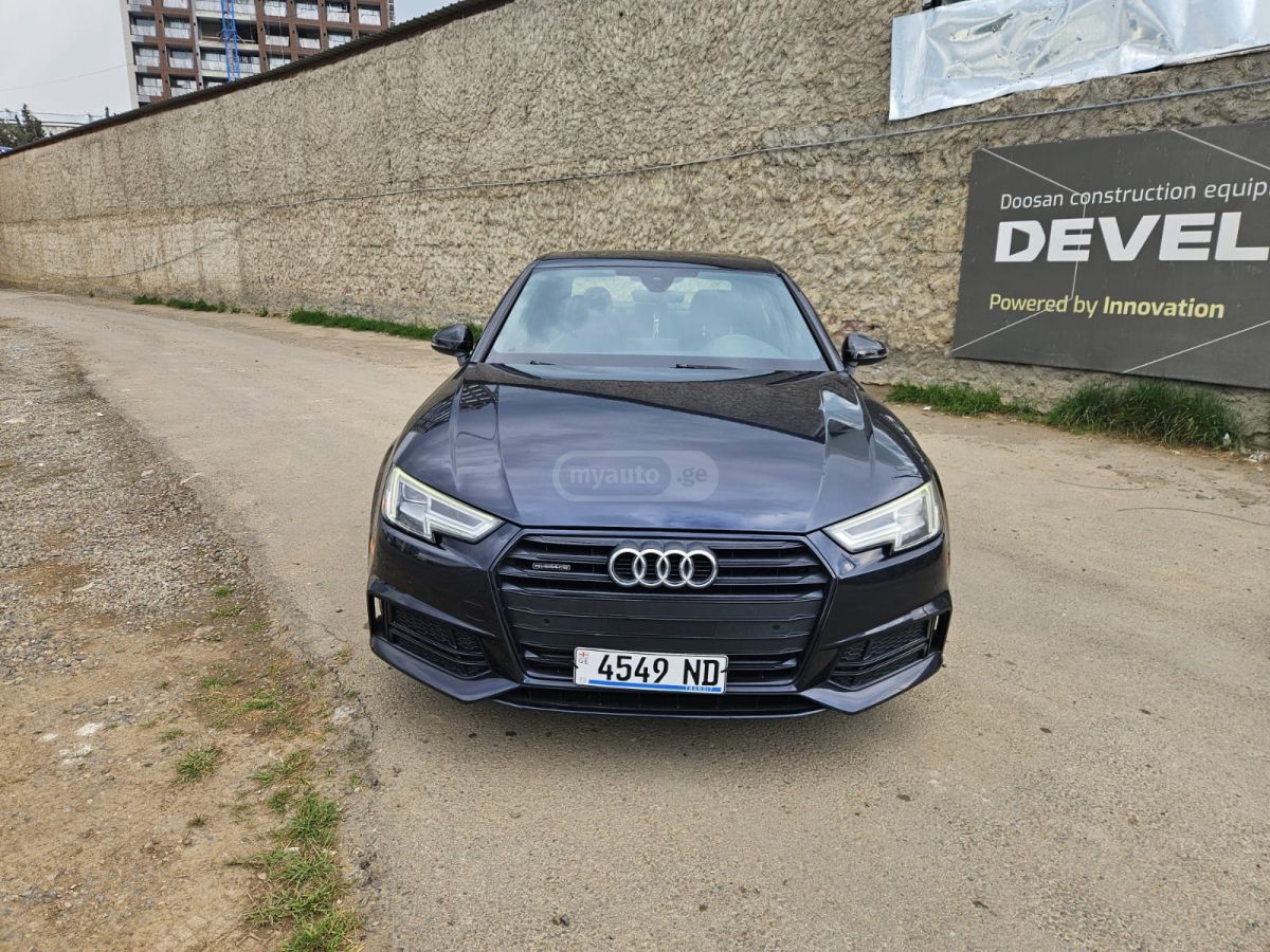 Audi A4 - фото 15