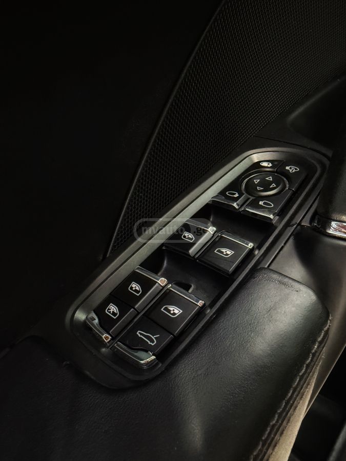 Porsche Cayenne GTS - фото 12