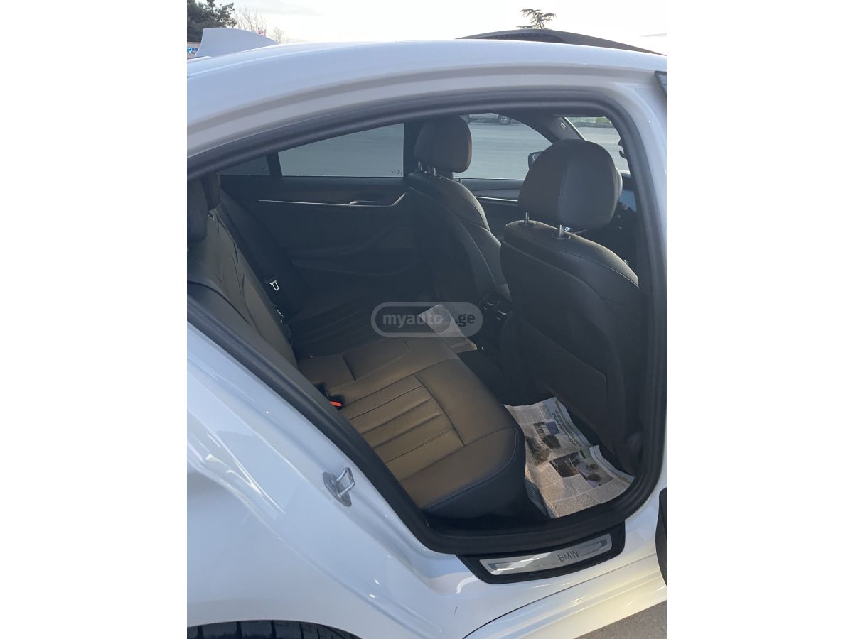 BMW 530 - фото 9