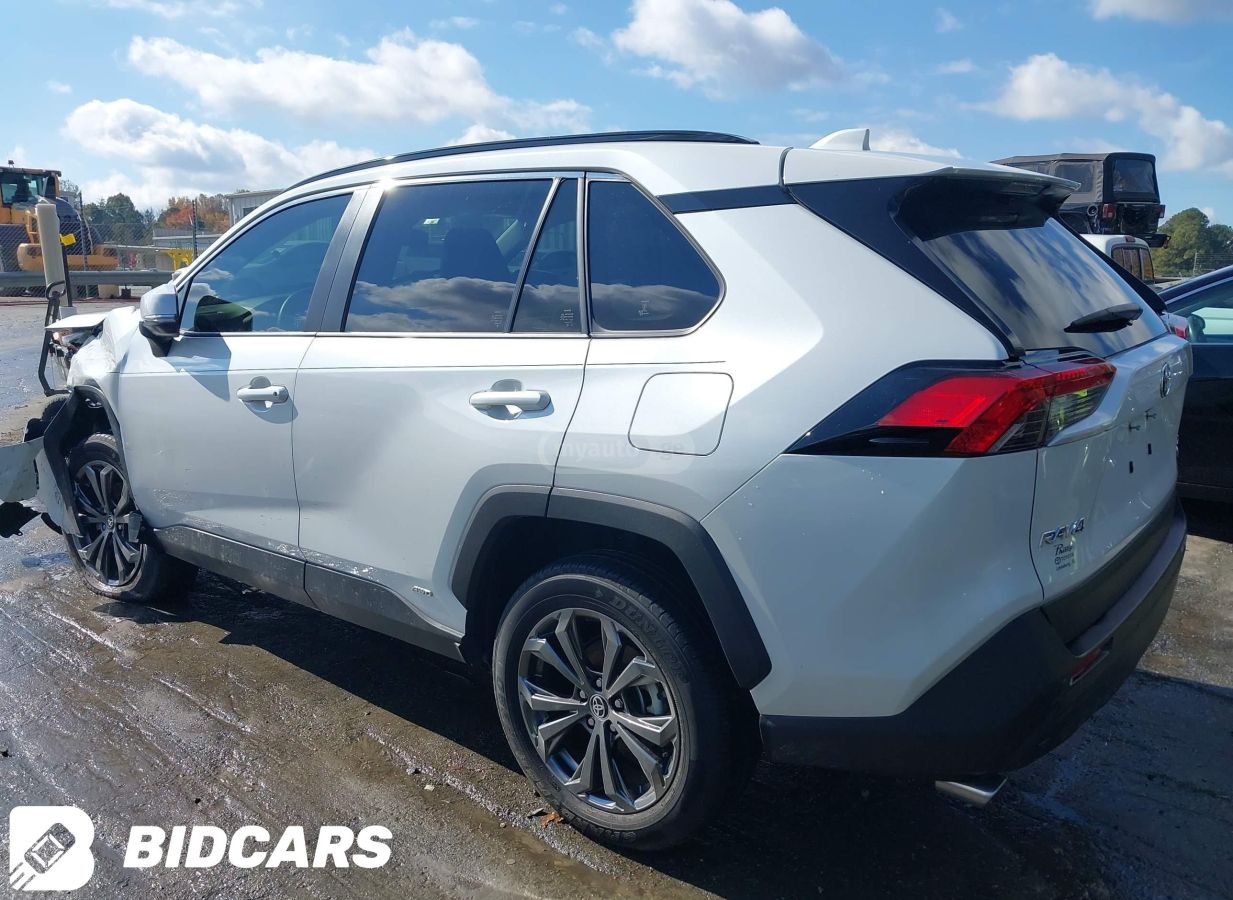 Toyota XLE Premium 4dr All-Wheel Driv — миниатюра 13