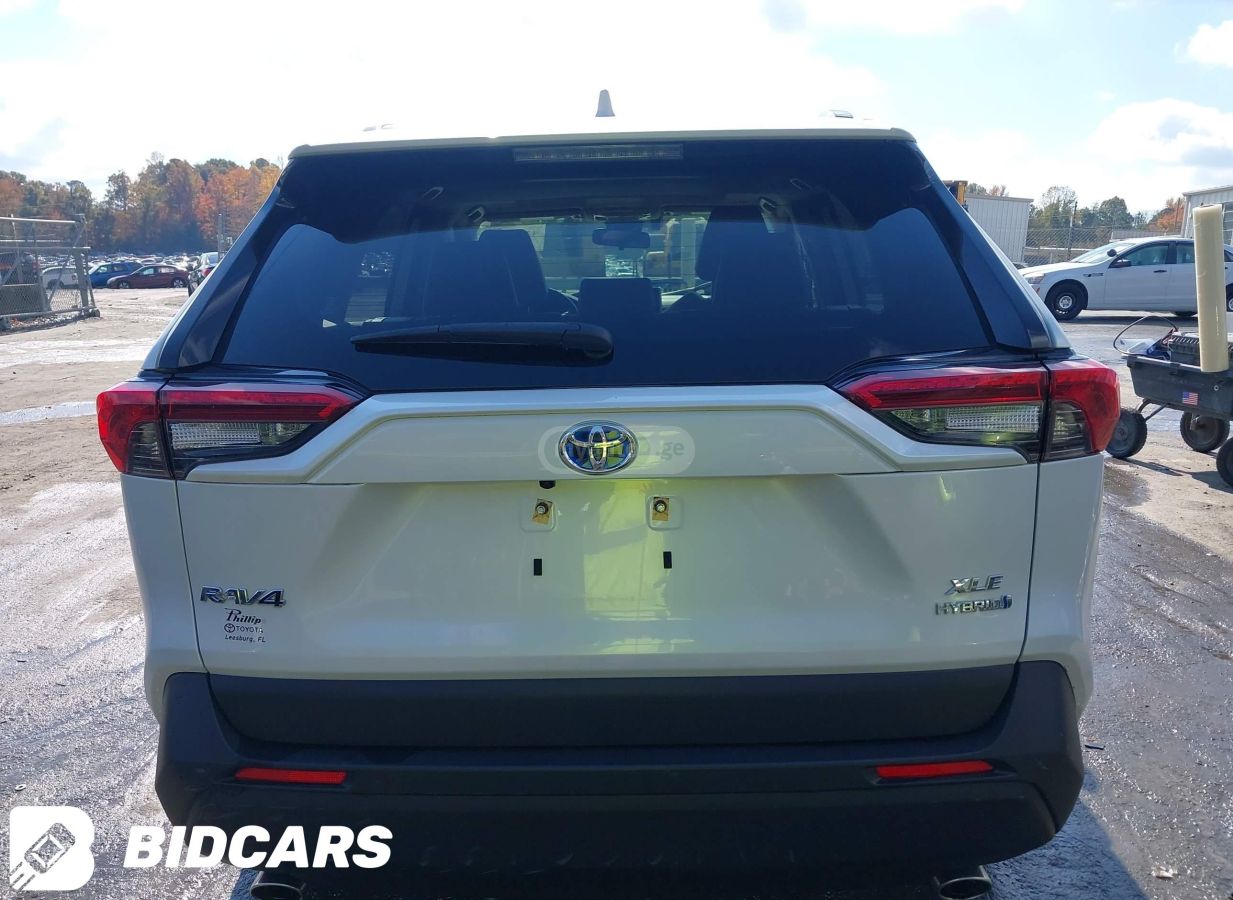 Toyota XLE Premium 4dr All-Wheel Driv — миниатюра 15