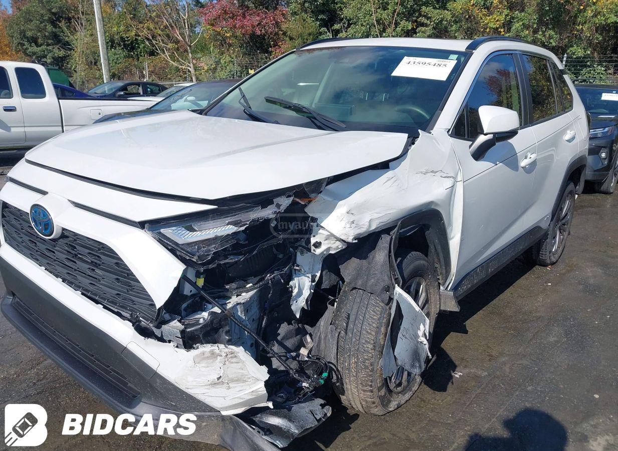 Toyota XLE Premium 4dr All-Wheel Driv — миниатюра 6